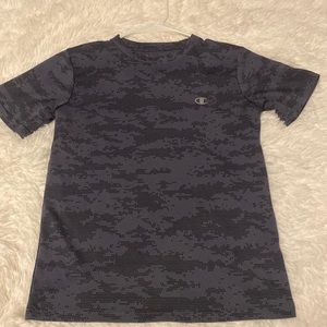 Boys gray shirt 10/12